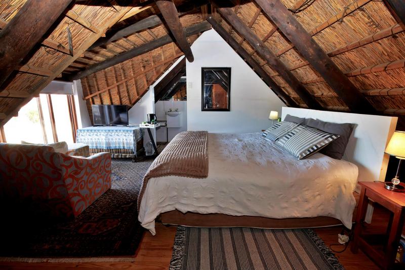 5 Bedroom Property for Sale in Stilbaai Wes Western Cape
